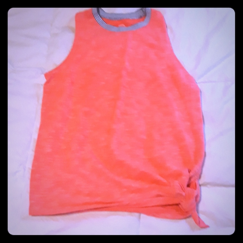 SO sz S Hot Pink Tie Side Tank